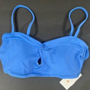 Shade & Shore bikini peekaboo top- M